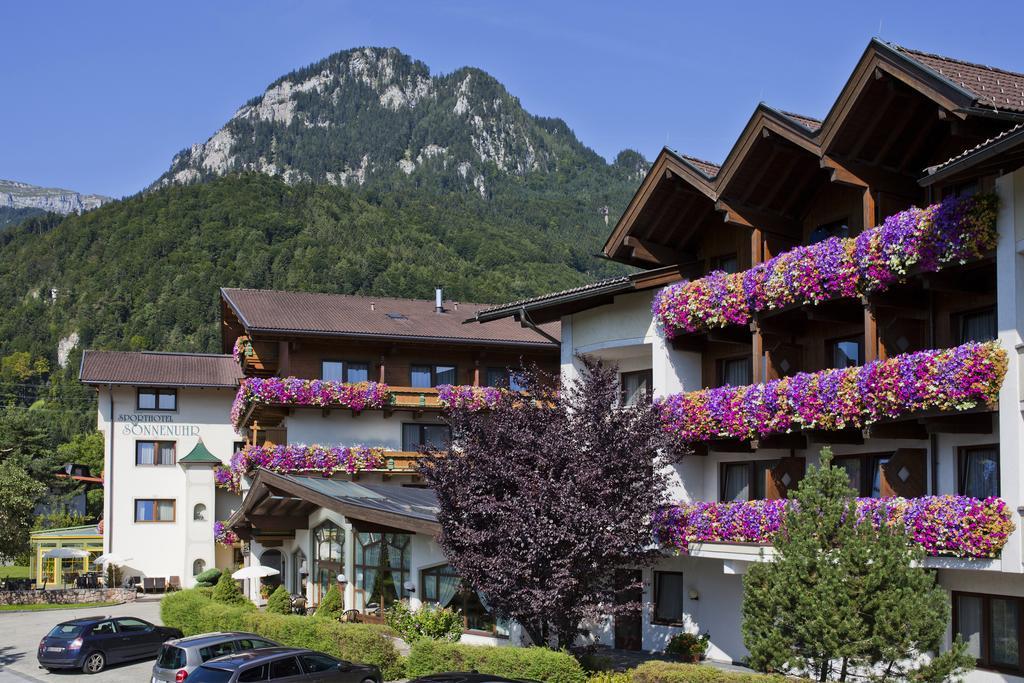 Hotel Sonnenuhr Kramsach Exterior foto